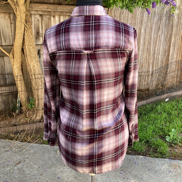 Burgundy Flannel By American Eagle - Picture 3 of 7